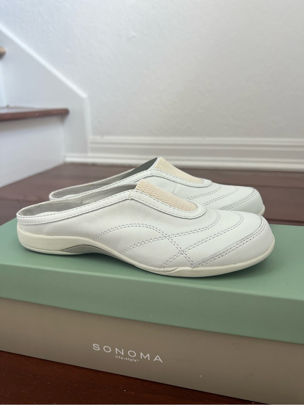 Sonoma Leather Slip-On Clog Shoes | white | 6M